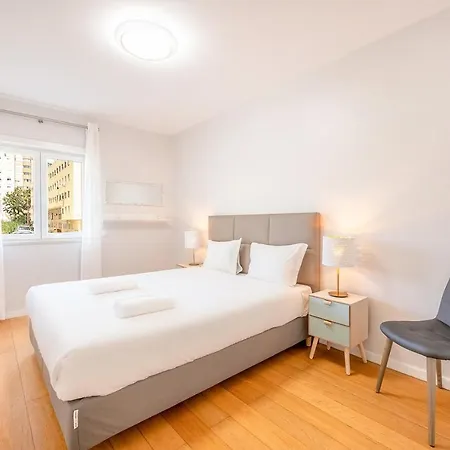 Guestready - Contemporary White In Appartamento